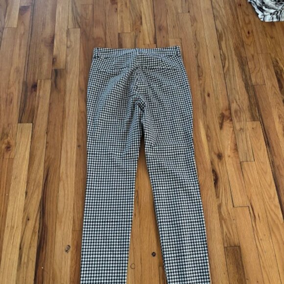 WOMANS OLD NAVY  DRESS PANTS SZ8 NEW WITH TAGS - Picture 3 of 3